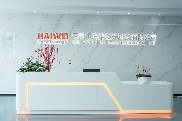 不同的鋰電池激光焊接機(jī)企業(yè)的設(shè)備成本有什么差異？